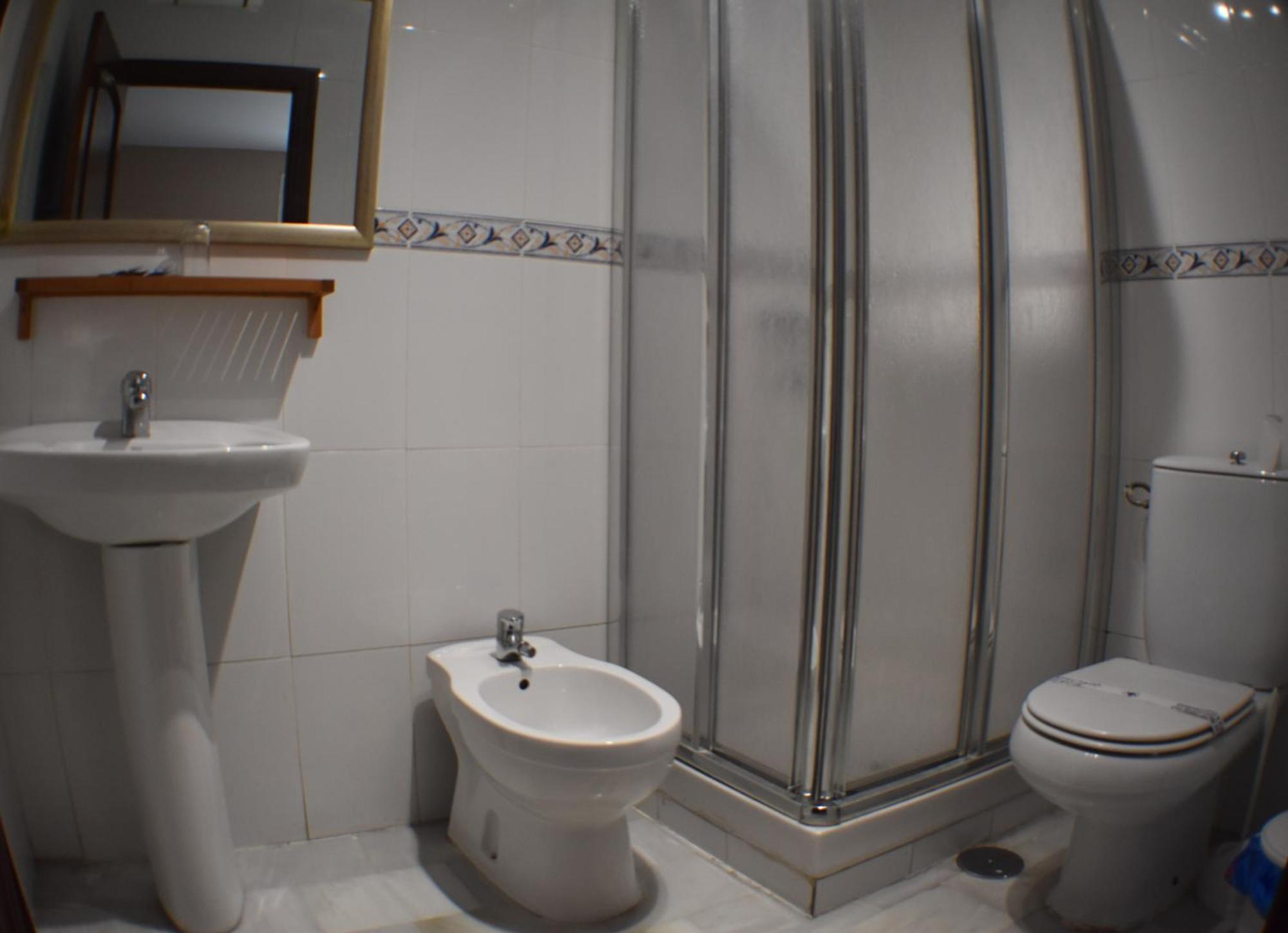 Apartamentos Alamare Sevilla Buitenkant foto