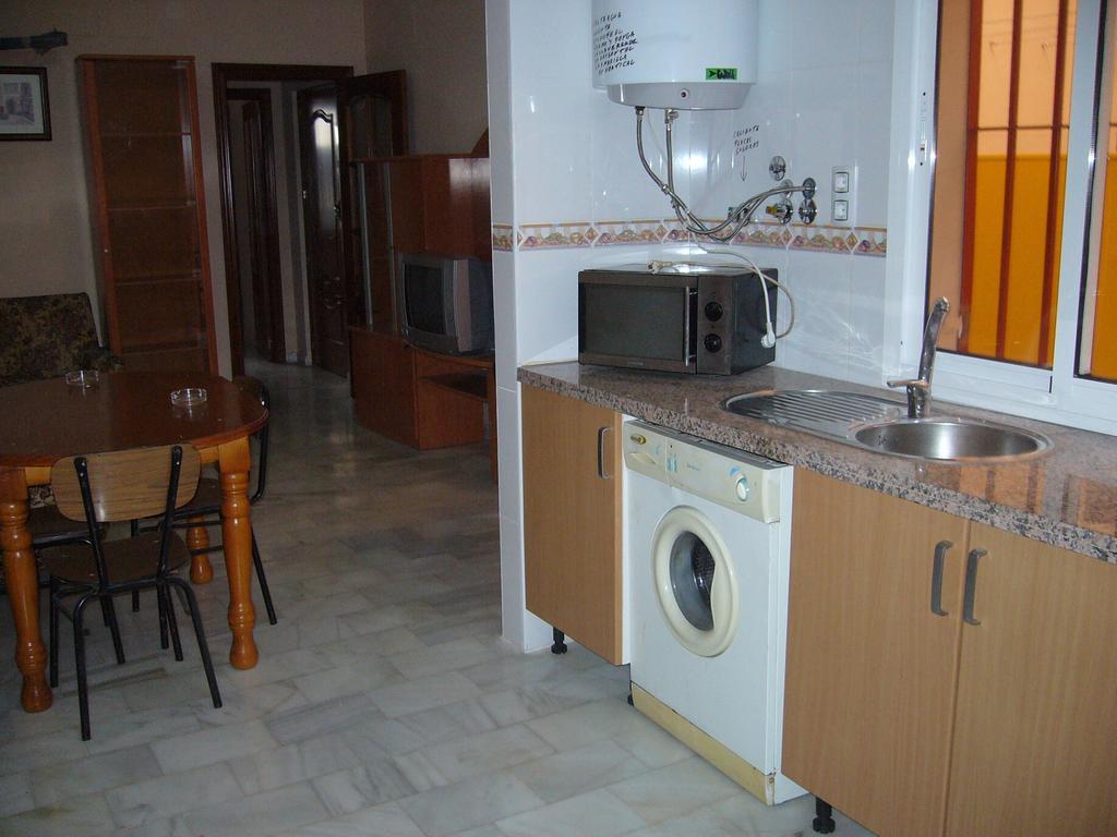 Apartamentos Alamare Sevilla Kamer foto